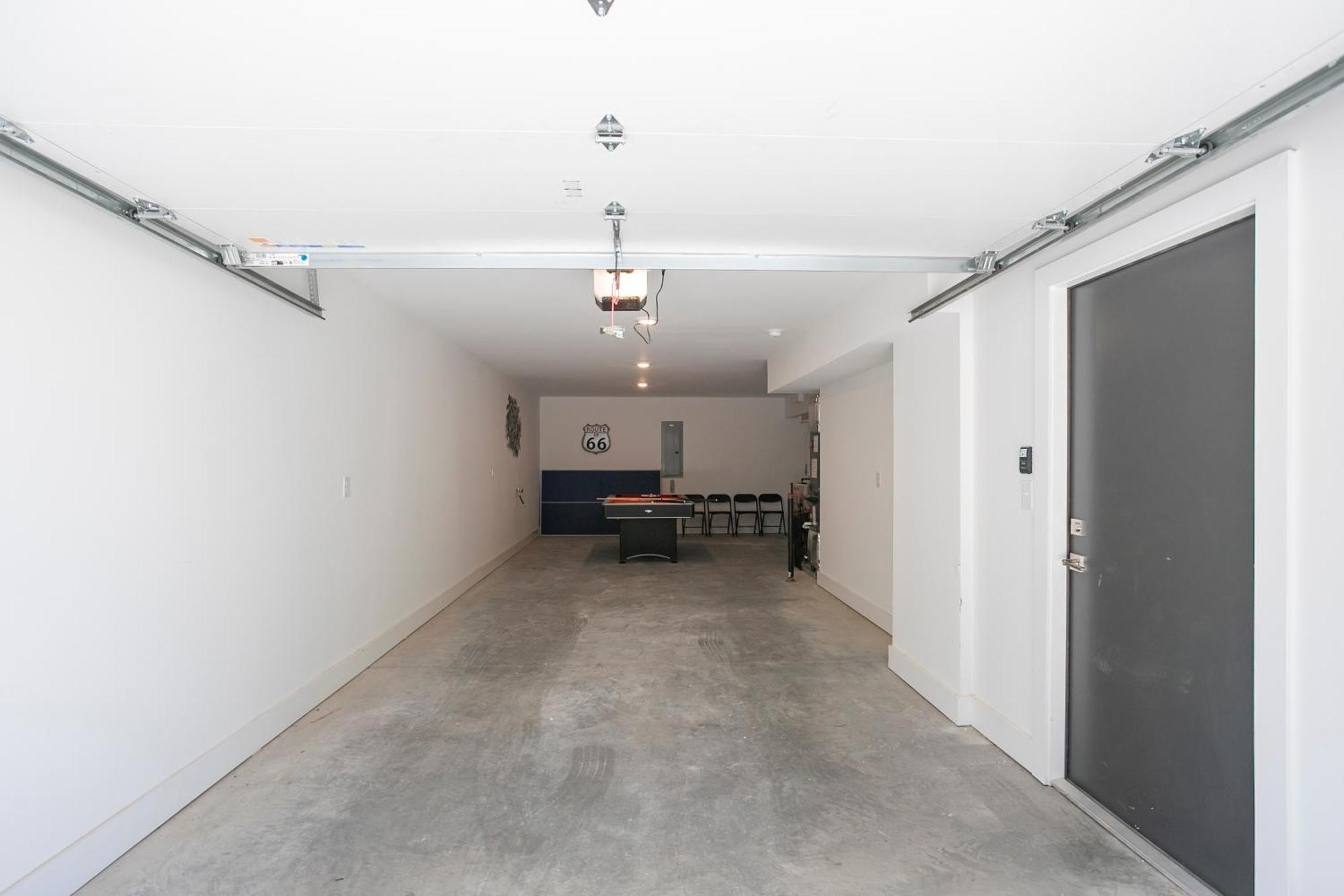 Luxury Townhome Skyline Views Mins To Dt Нэшвилл Экстерьер фото