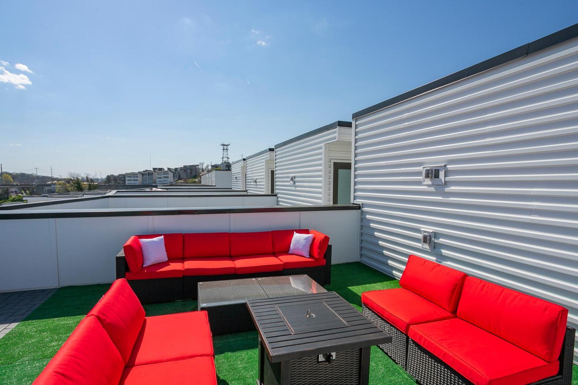 Luxury Townhome Skyline Views Mins To Dt Нэшвилл Экстерьер фото